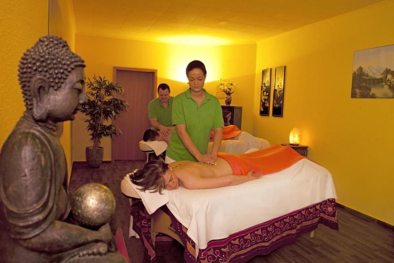 Wellnesshotel Harzer Land - Haus Gotha ターレ エクステリア 写真